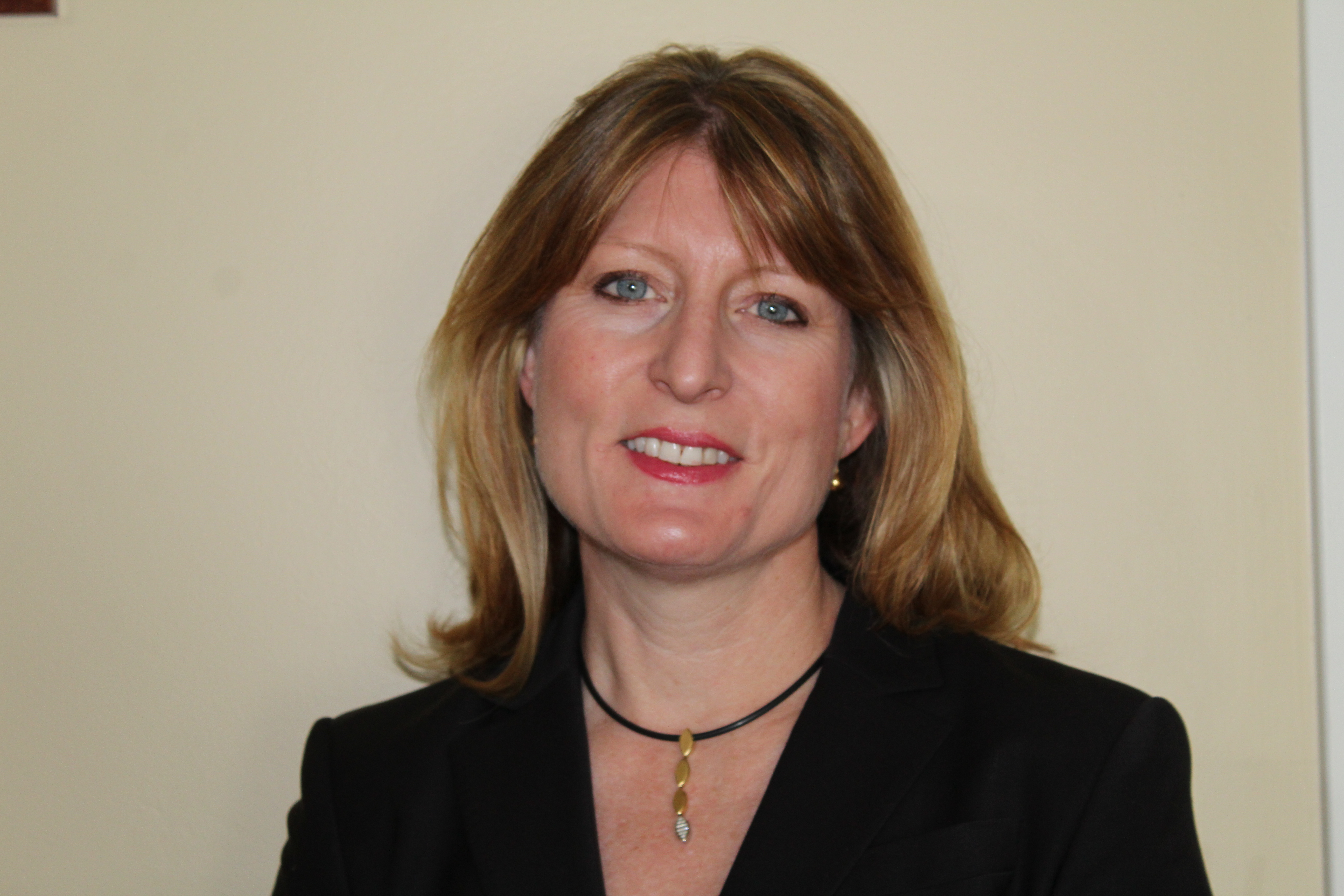 Maureen Farrell, MD
